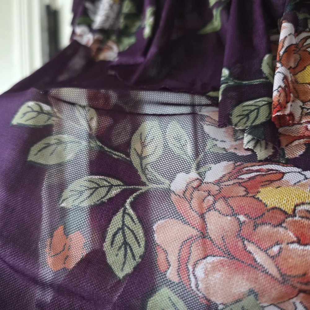 NWT Haute Monde Sheer Floral Blouse Top M Purple Romantic Ruffle Lightweight - Picture 5 of 10